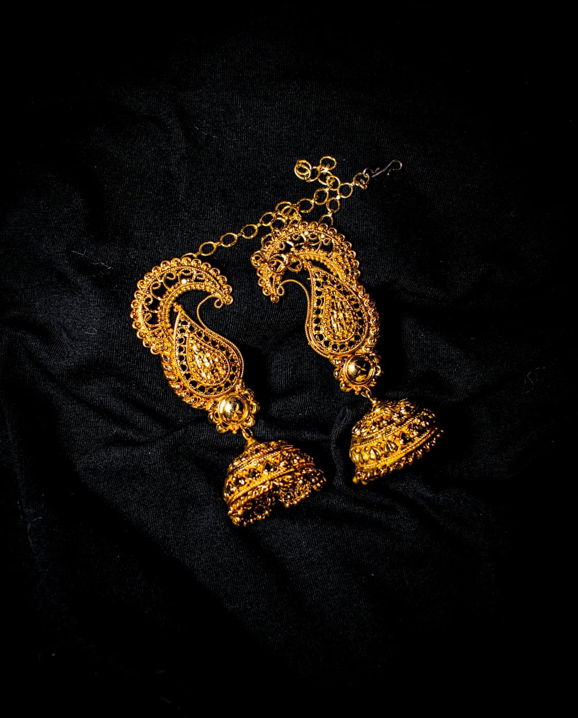 Gold drop earrings